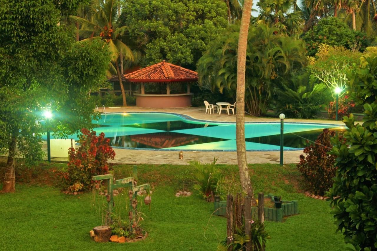 Villa Ranmenika Ахунгала Екстериор снимка